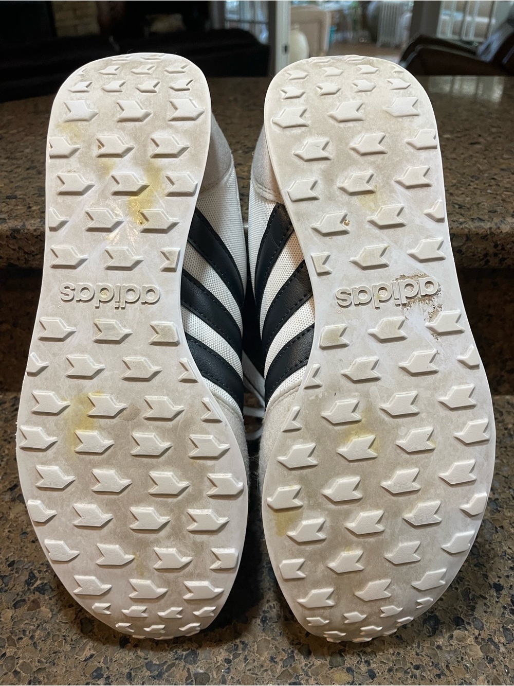 Adidas V Racer 2 Womens Sz 8.5 Crystal White Carbon Black Stripe Fashion Low Top - Picture 10 of 11
